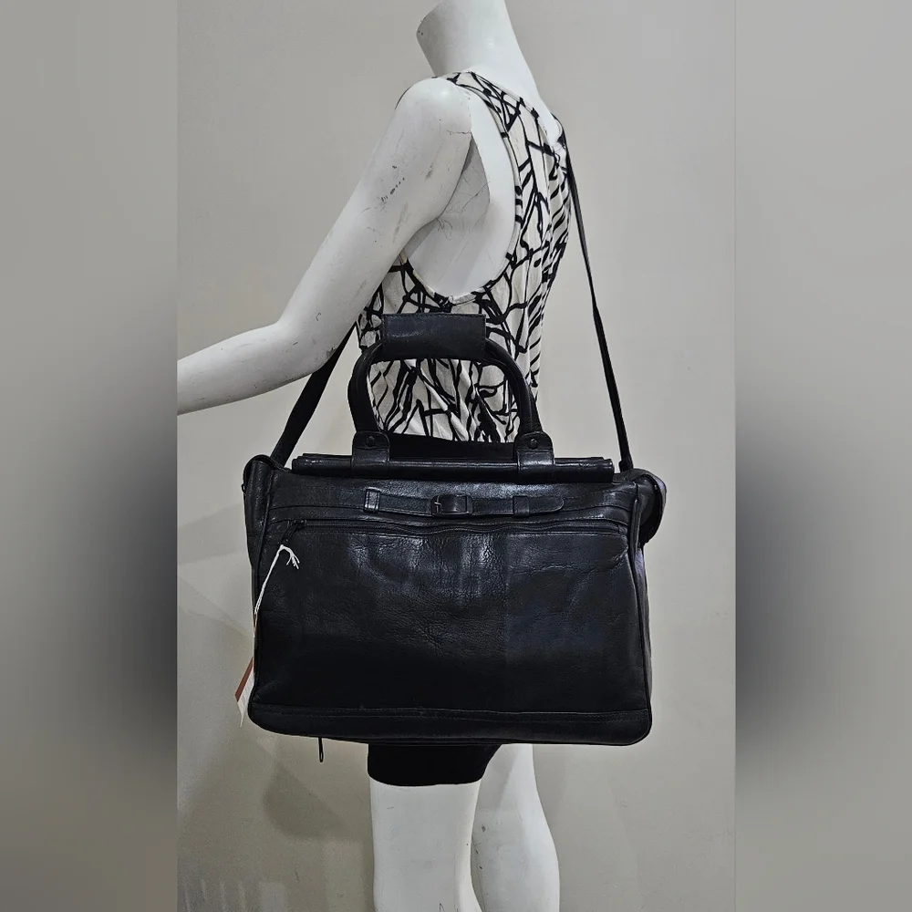 NWT Genuine black leather Briefcase/Laptop